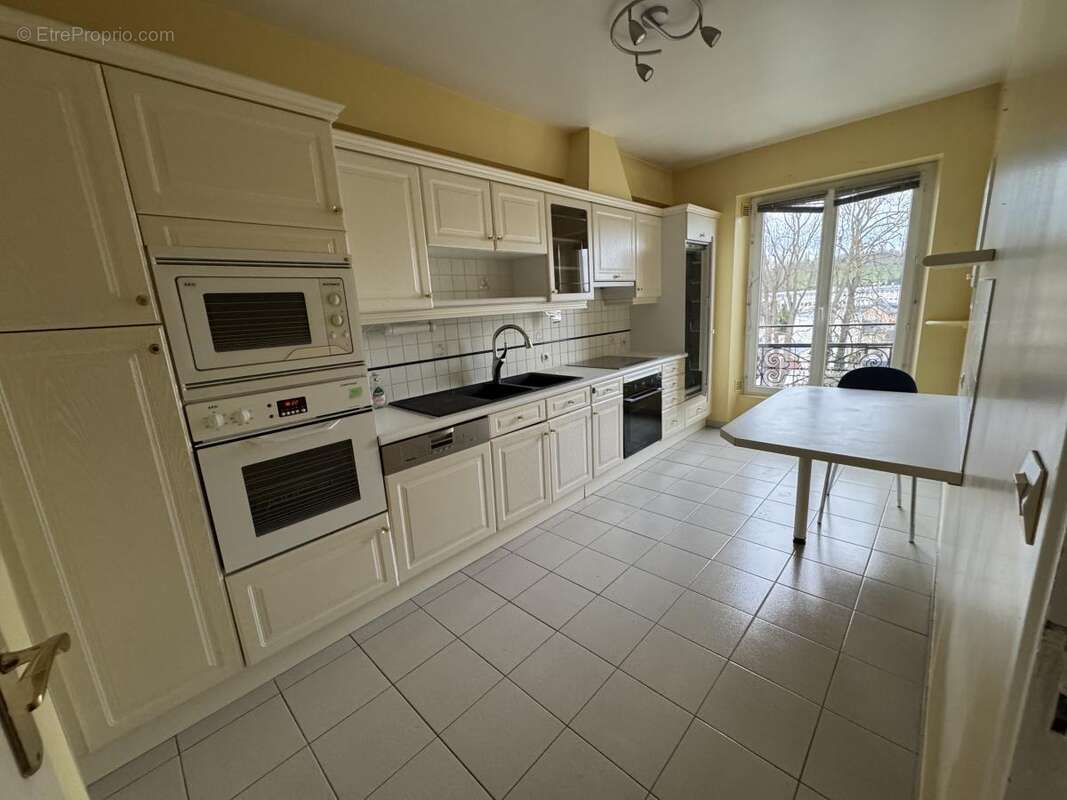 Appartement 193 m² à Lisieux  - photo 3