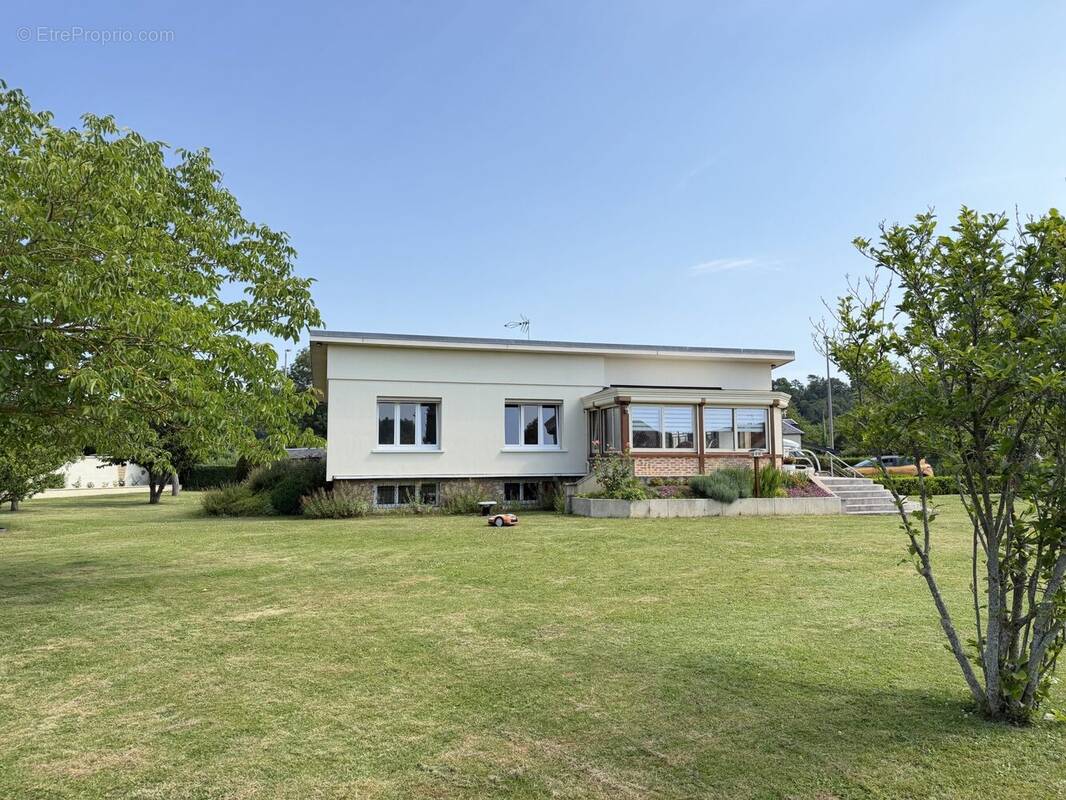 Maison à BEAUMONT-LE-ROGER