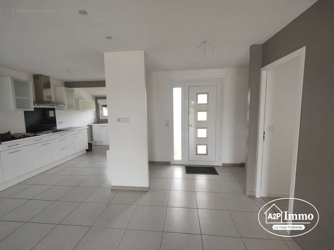 PLAIN PIED 3 chambres ! - photo 2