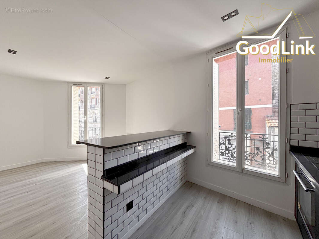 Appartement à AUBERVILLIERS