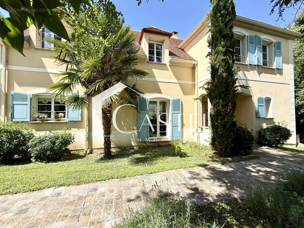 Maison à MAULE