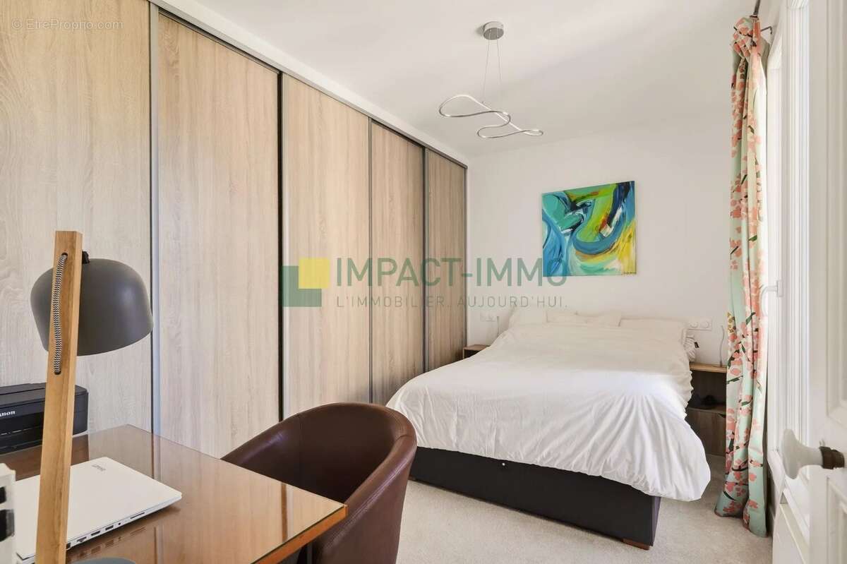 Appartement à CLICHY