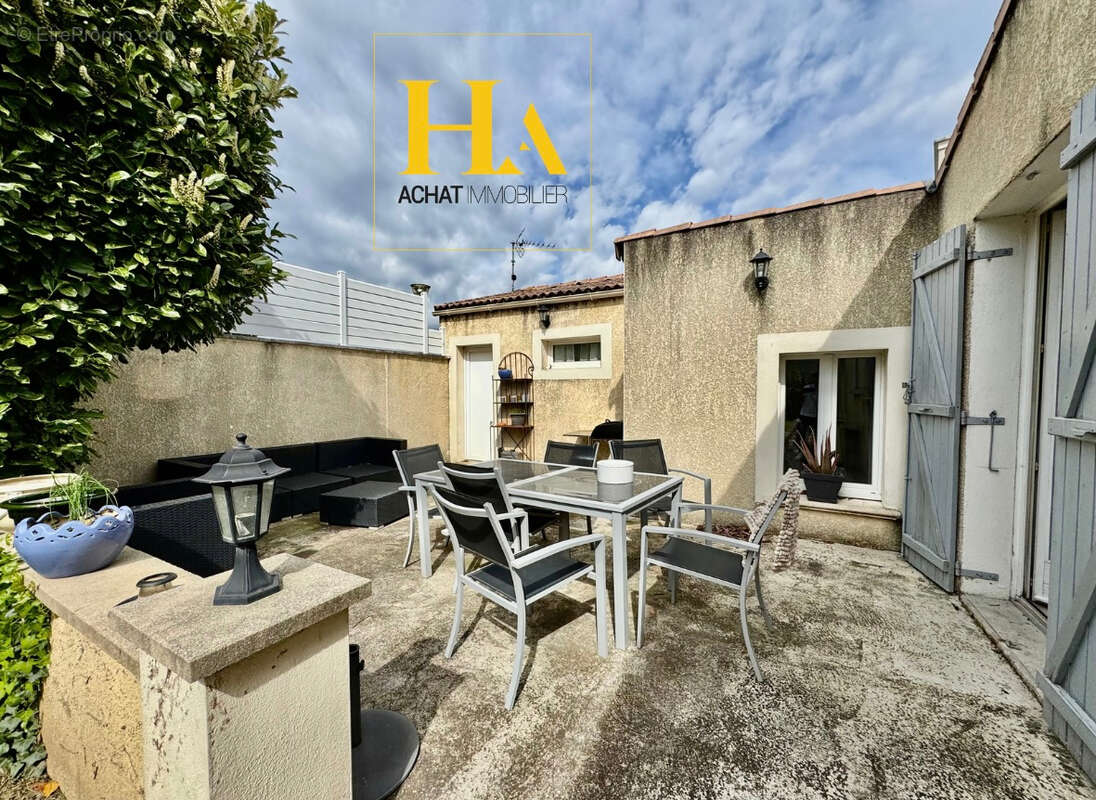 Maison à MONTELIMAR