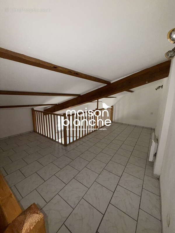 Maison 92 m² à Orignolles  - photo 7