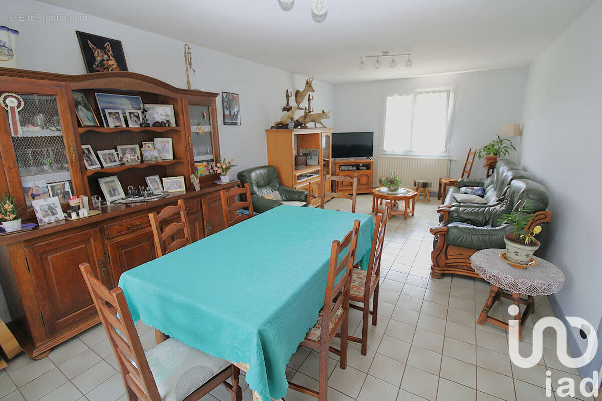 Photo 3 - Maison à PONTLEVOY