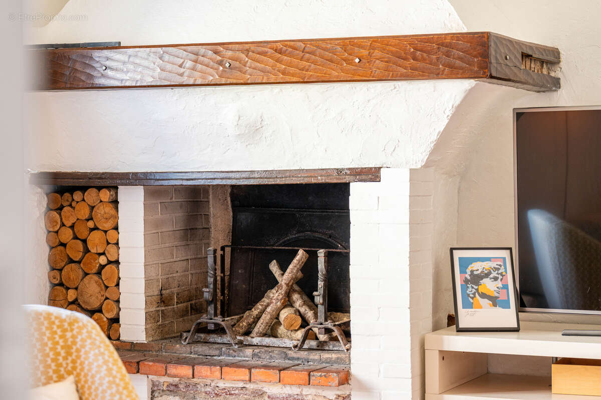 Appartement à LA COLLE-SUR-LOUP