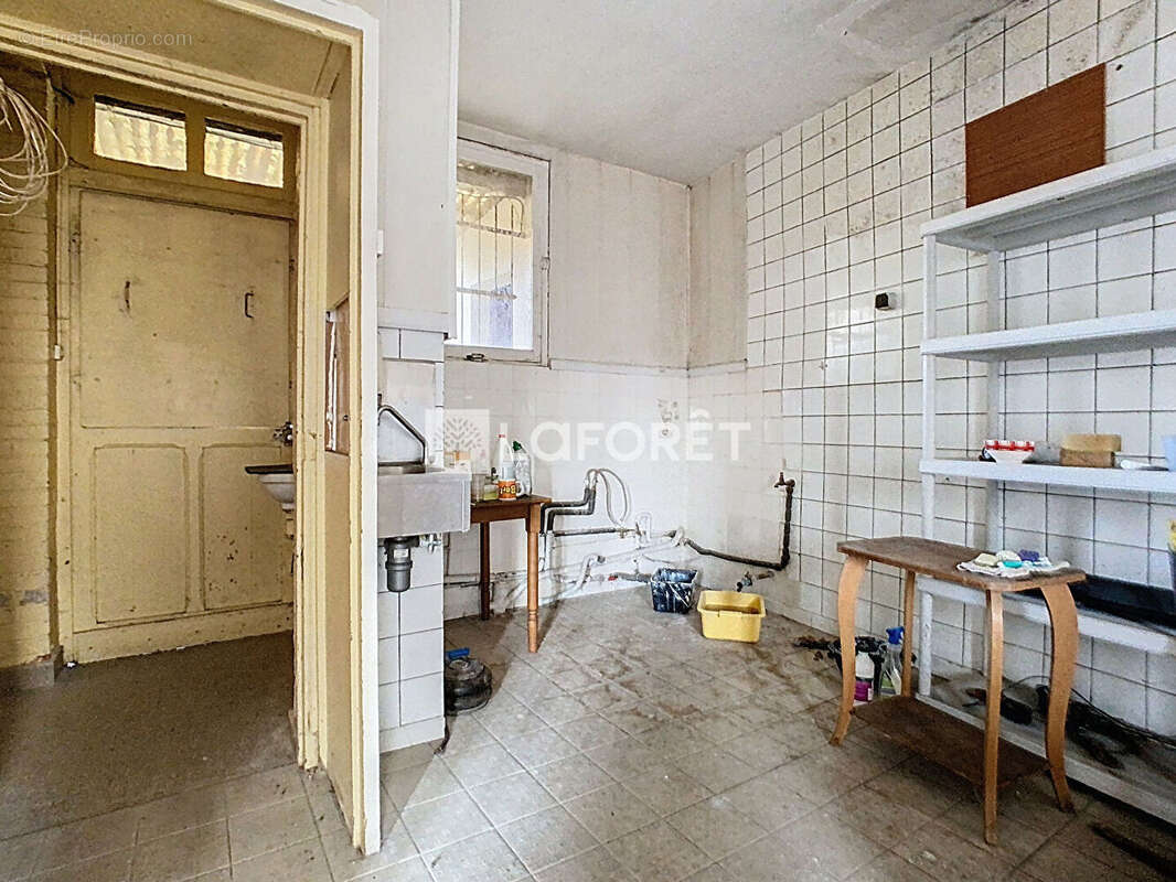 Appartement à VIENNE-LE-CHATEAU