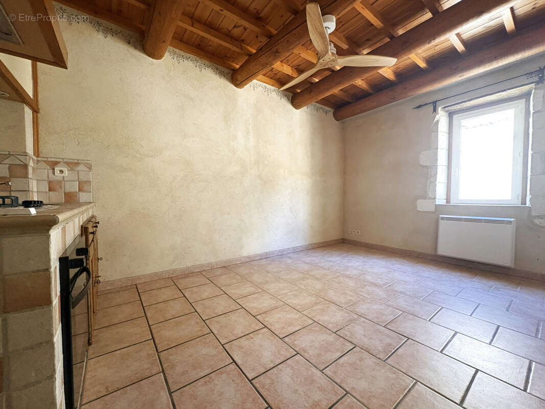 Maison à ROQUEMAURE