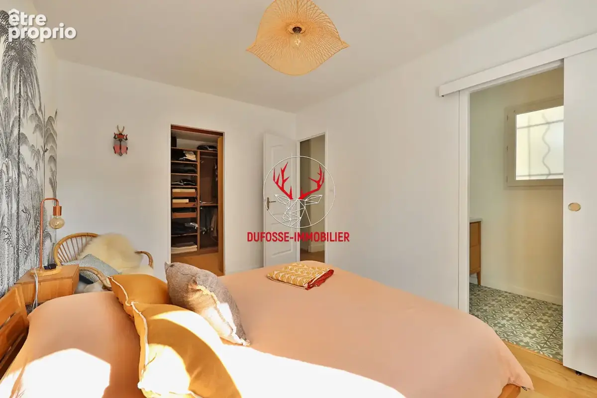 Maison de plain-pied 141 m² -  4 chambres - Piscine - photo 13
