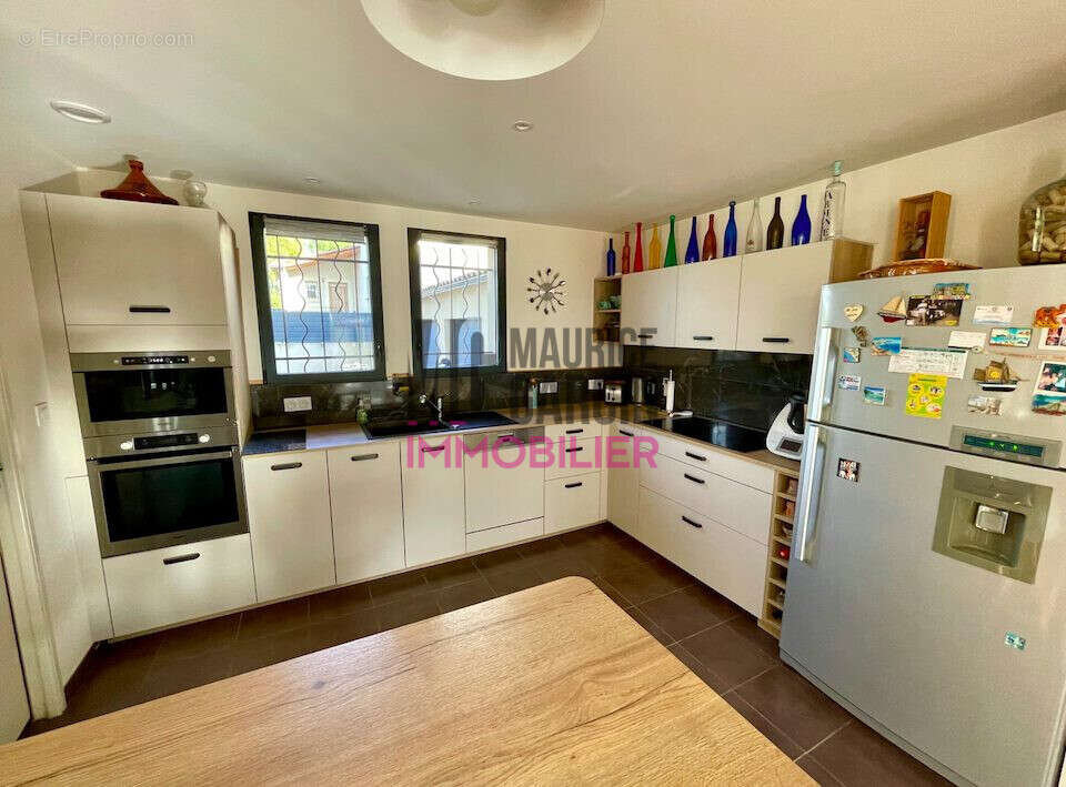 Maison à PERNES-LES-FONTAINES