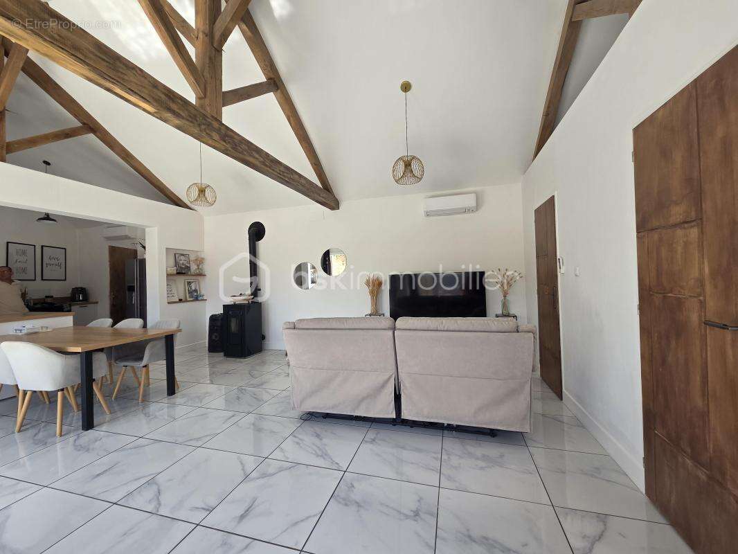 Coup de cœur assuré – maison contemporaine de 2022, aux prestations haut de gamme ! - photo 8