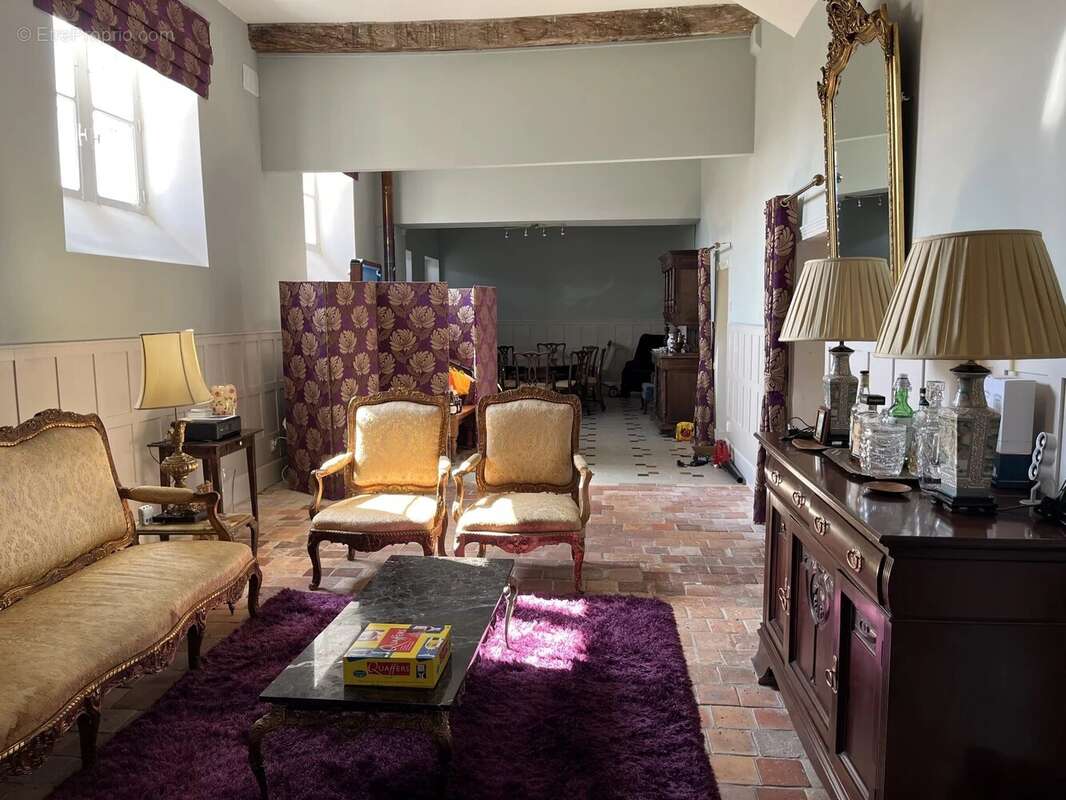 Maison à THIAT