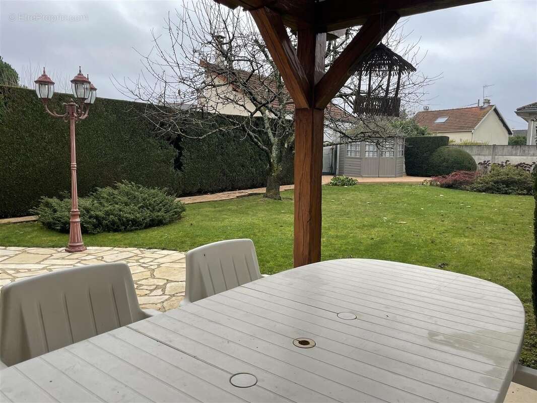 Maison à PONTAULT-COMBAULT