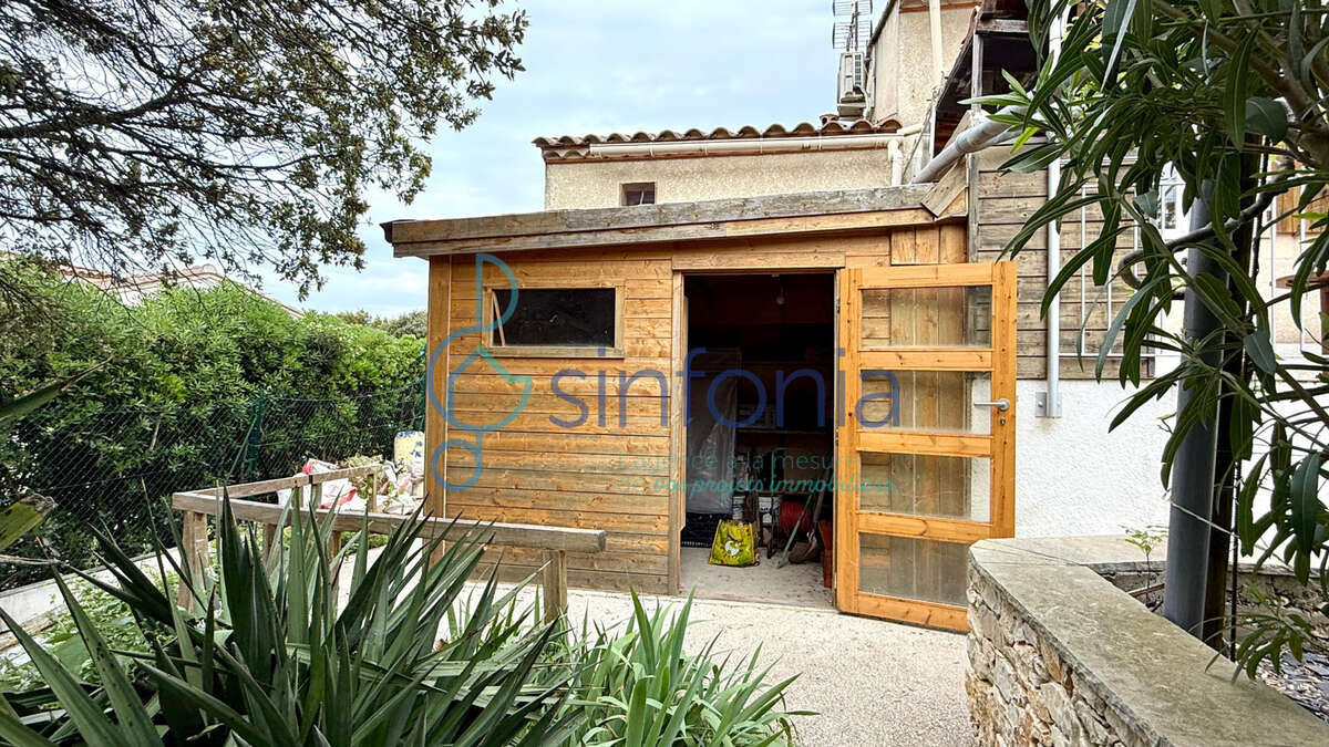 Maison à COLLIAS