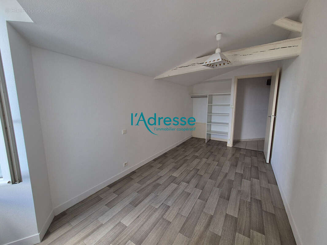 Maison à MONTREVAULT