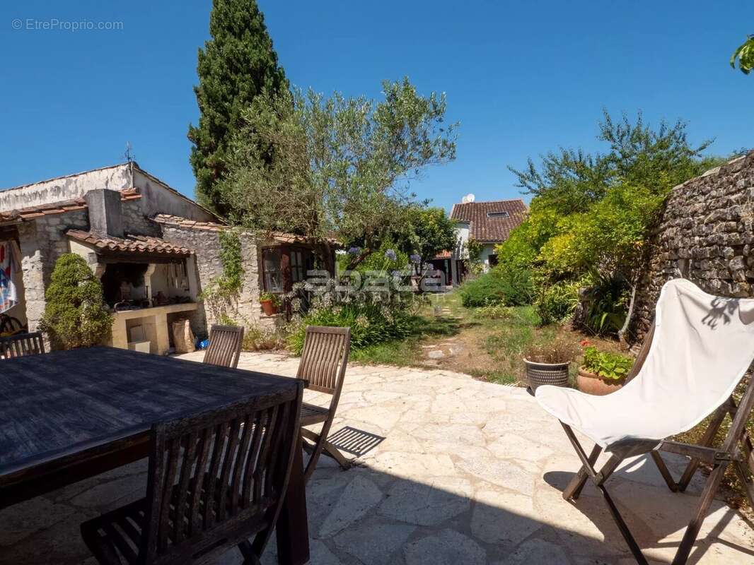 Maison à LE BOIS-PLAGE-EN-RE