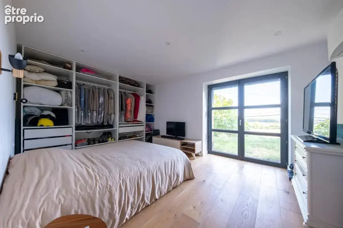  propriété de caractère – 239 m² – 6 chambres – 3,2 hectares
e - photo 11