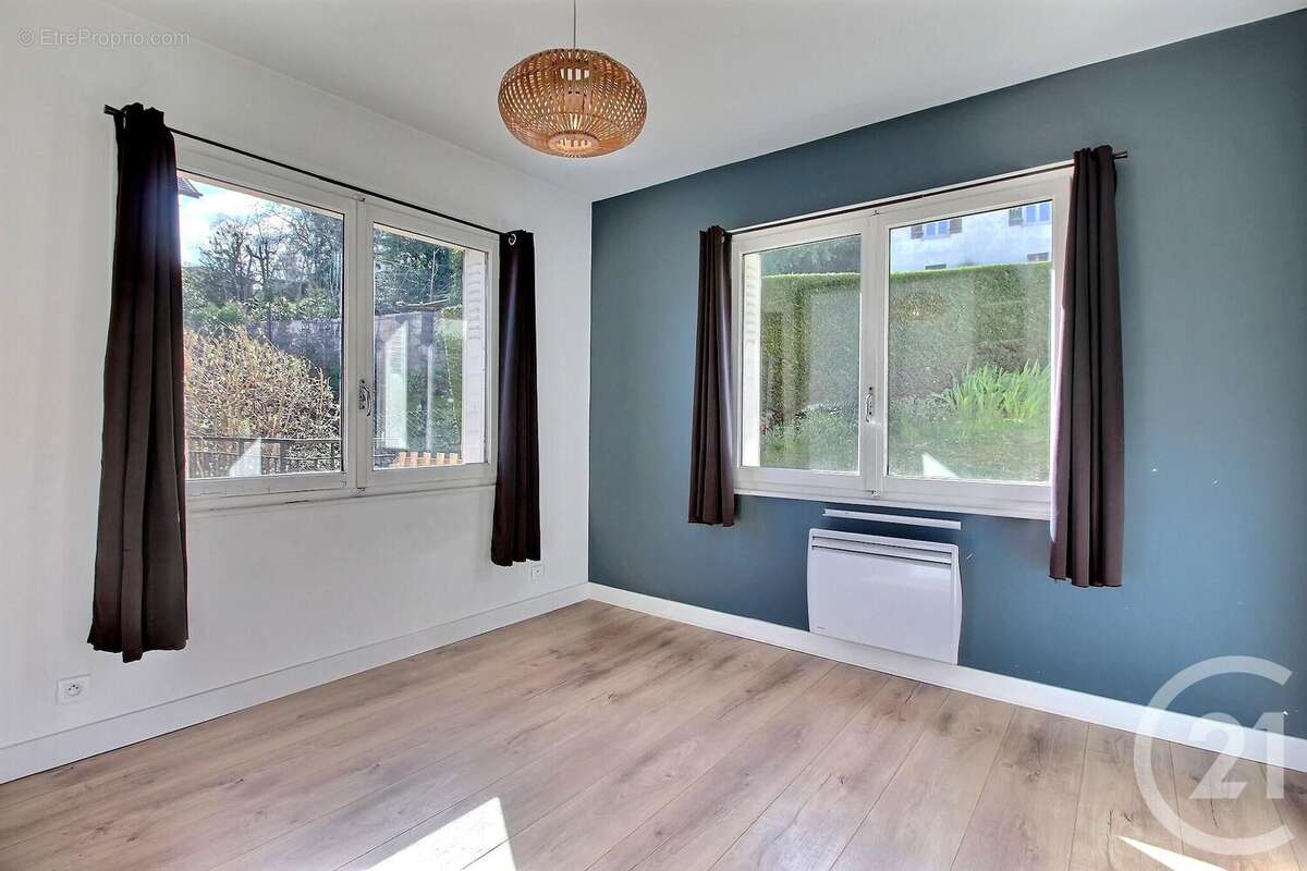 Appartement à EVIAN-LES-BAINS