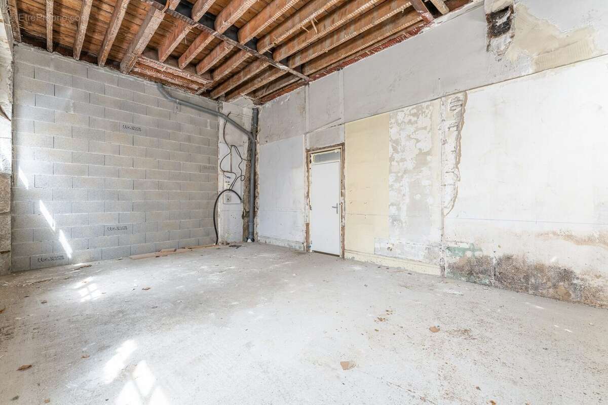 Commerce 41 m² à Oullins  - photo 7