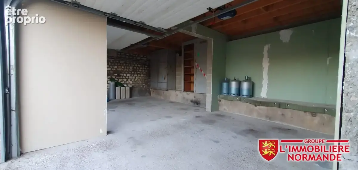 LOUVIERS - Maison avec dépendance pour activité libérale ou commerciale - photo 10