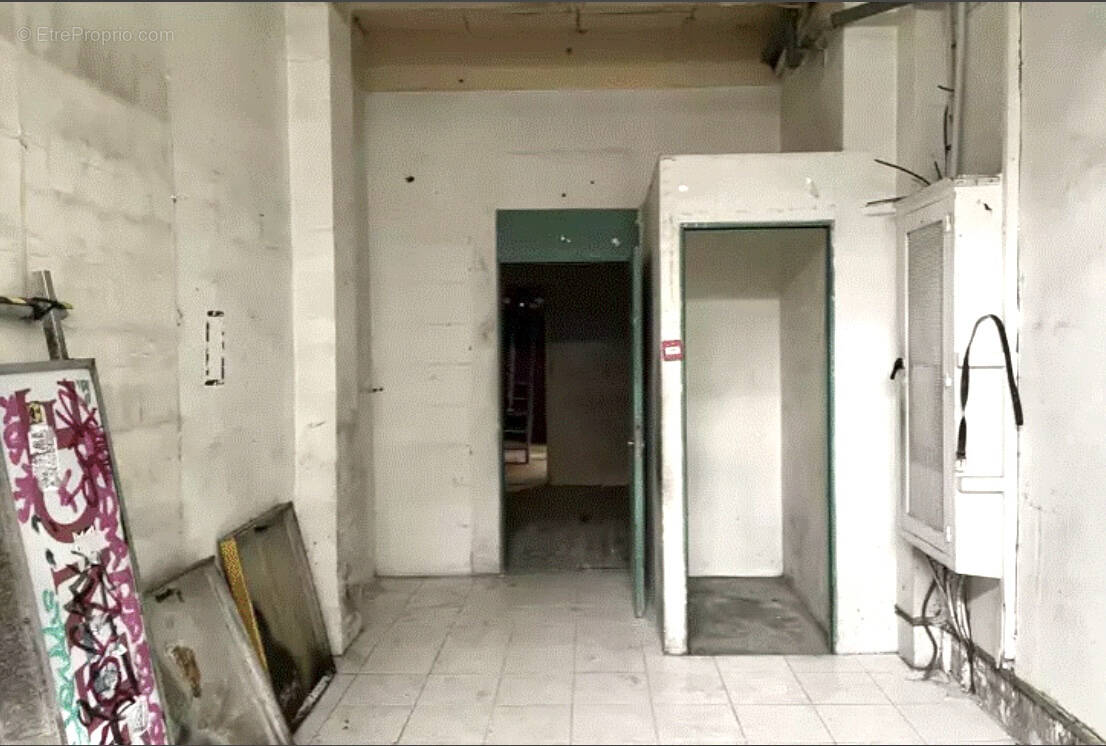 Commerce à PARIS-5E