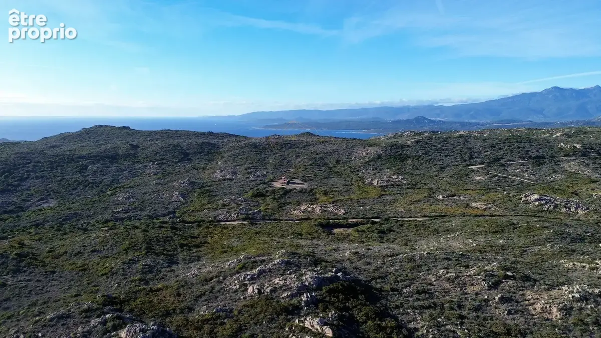 Bonifacio,  propriété à rénover sur près de 5,8 hectares - photo 8