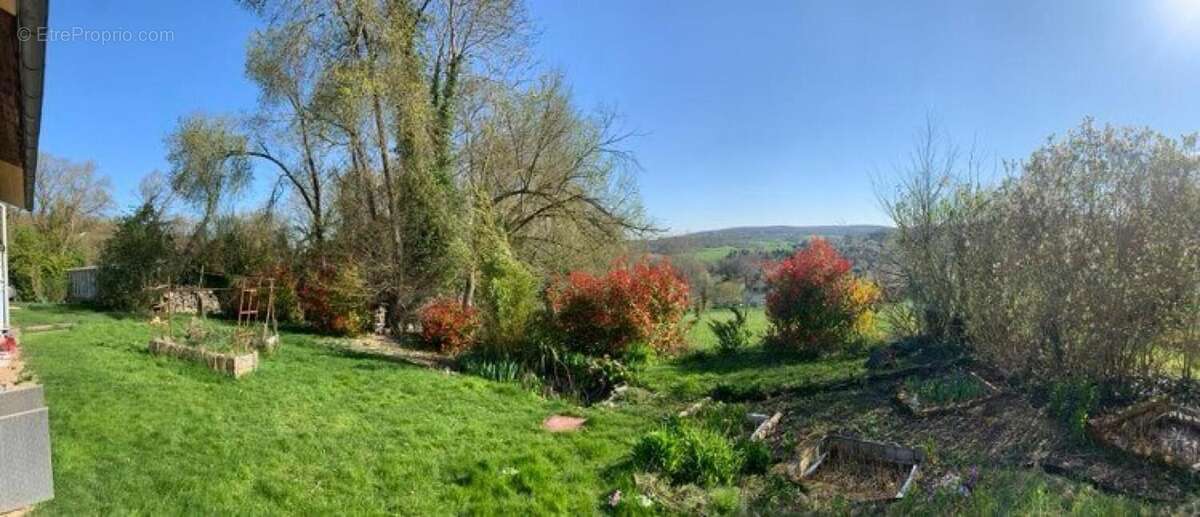Maison à AULNAY-SUR-MAULDRE