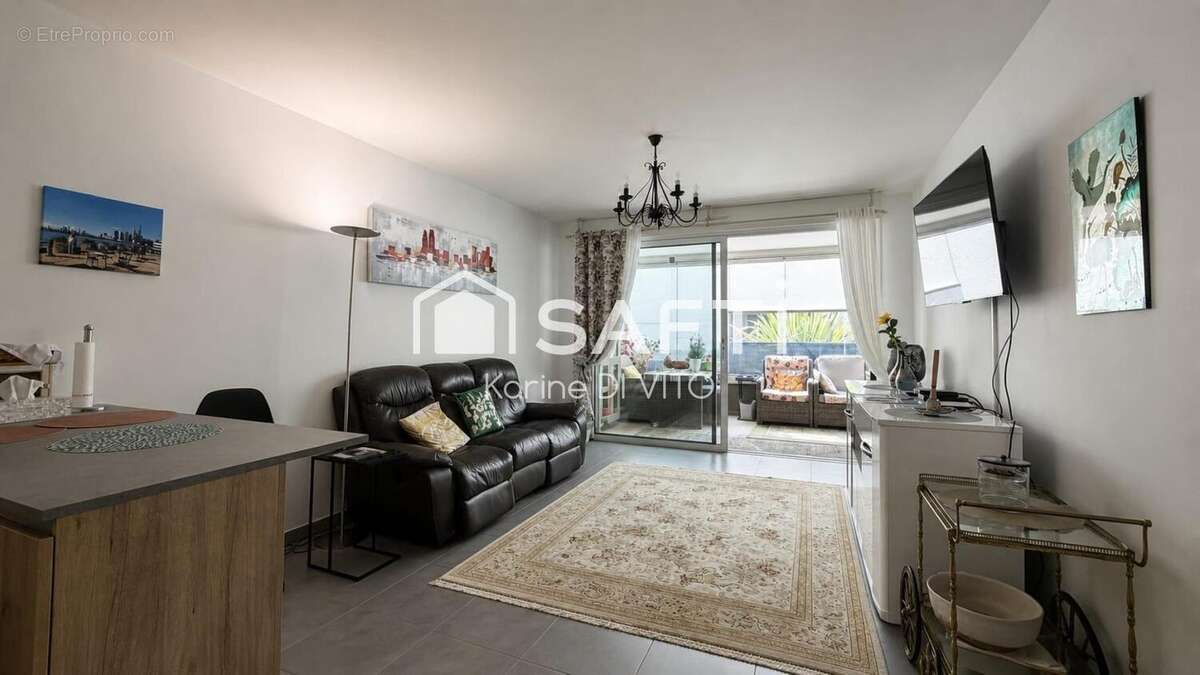 Photo 2 - Appartement à FREJUS