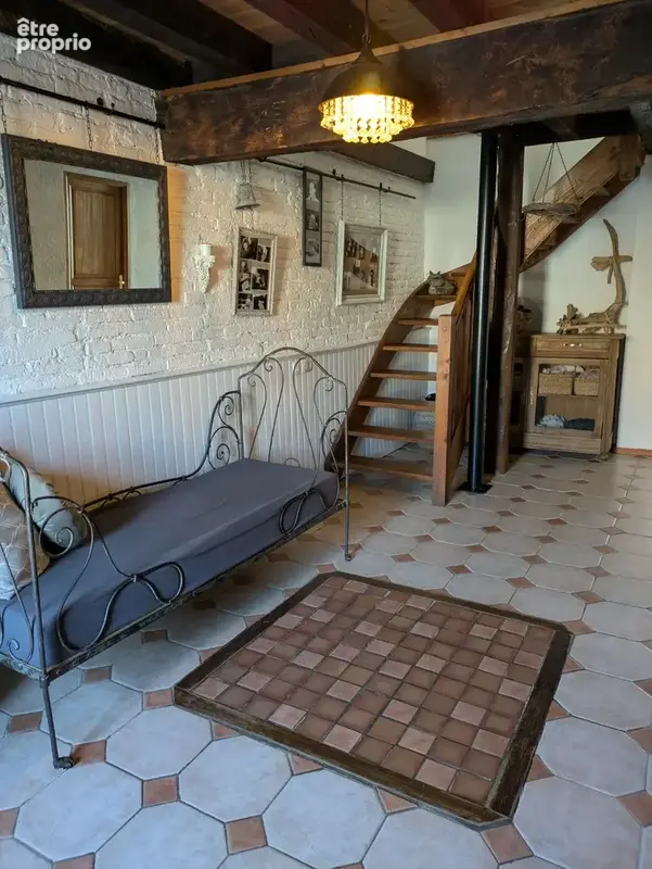 Maison de ville 7 pièces de 240 m2 avec jardin paysager, piscine et dépendances - photo 9