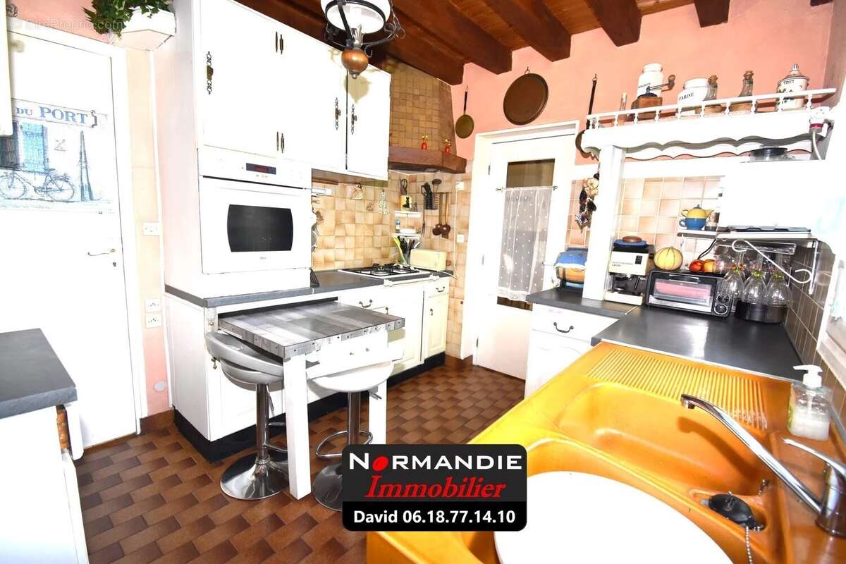 Maison à MALAUNAY