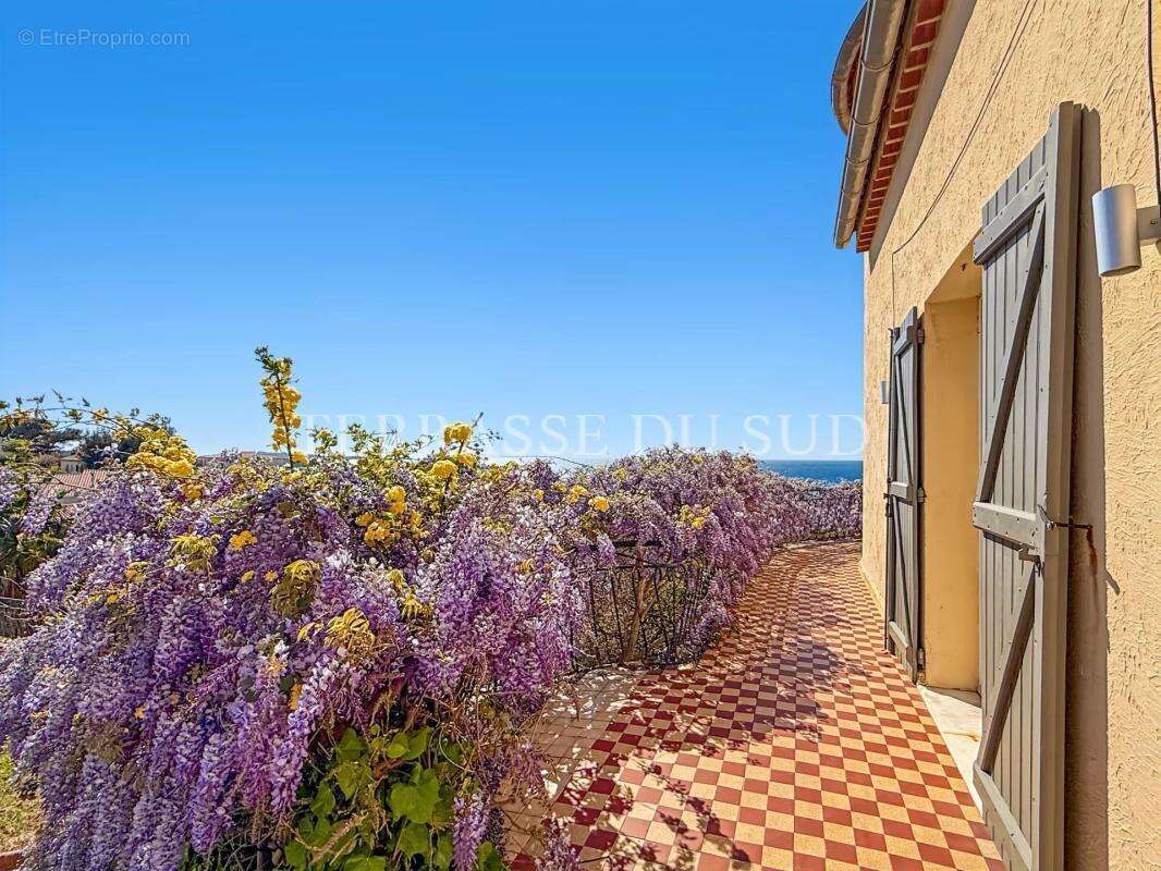 Maison à SIX-FOURS-LES-PLAGES