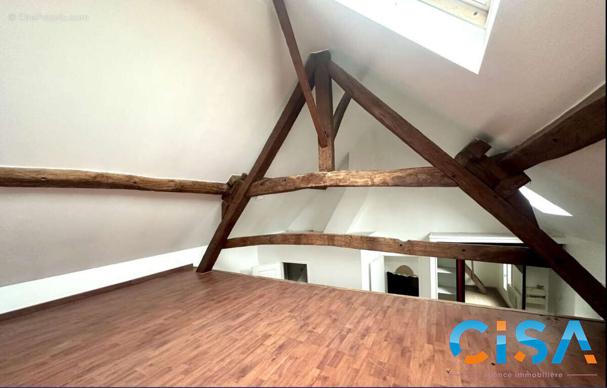 Appartement à PIERRELAYE
