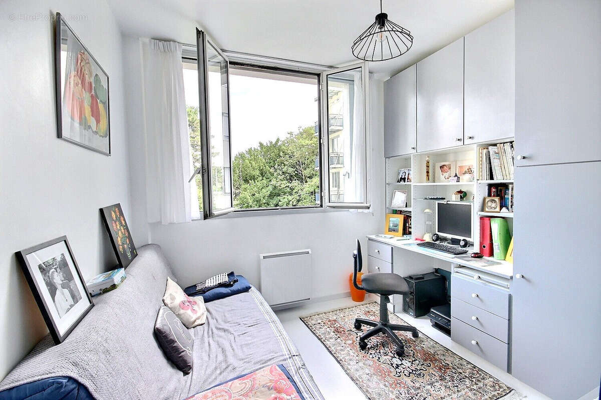 Appartement à FRESNES