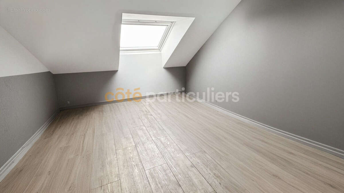 Appartement à MOISSY-CRAMAYEL