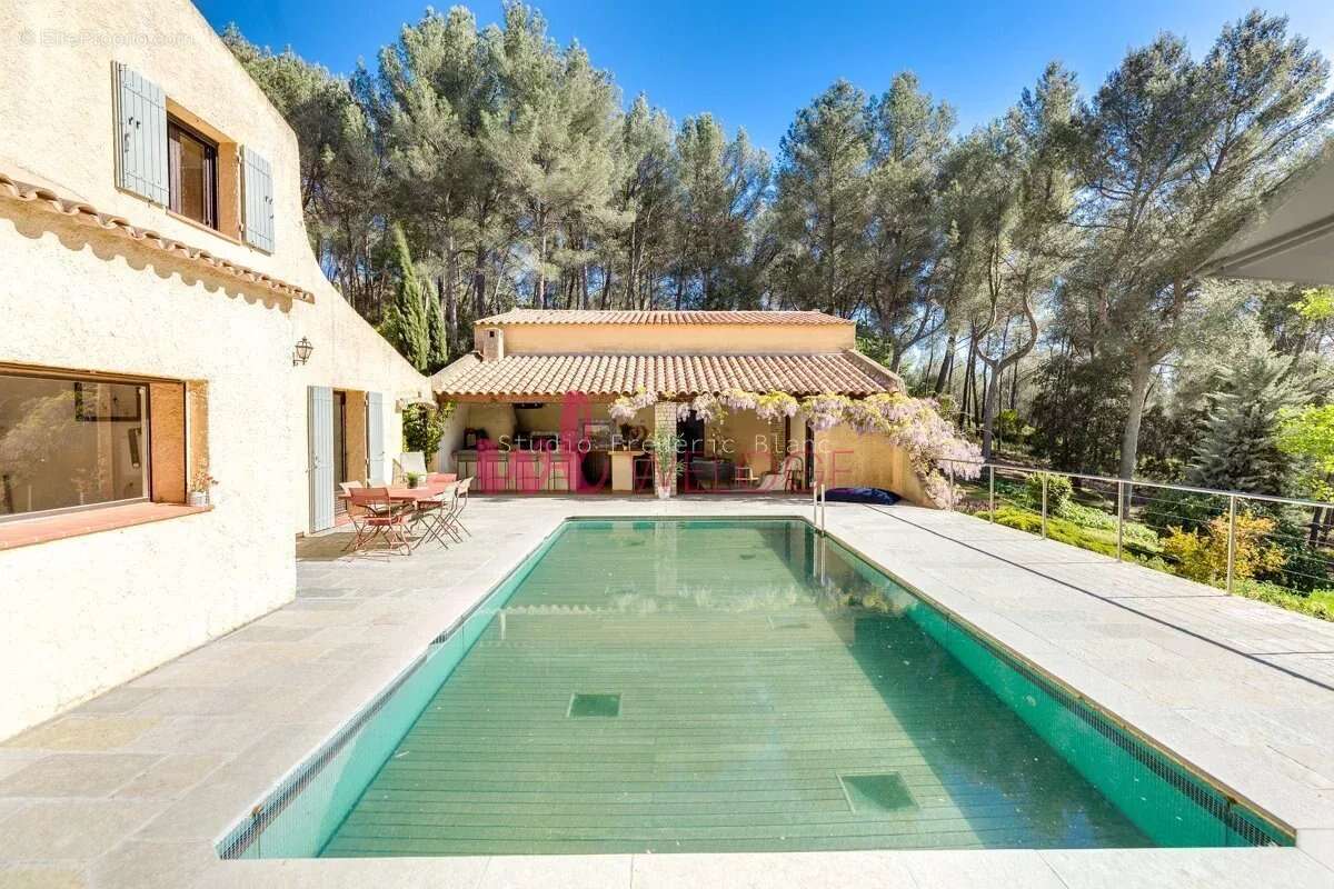 Maison à BOUC-BEL-AIR