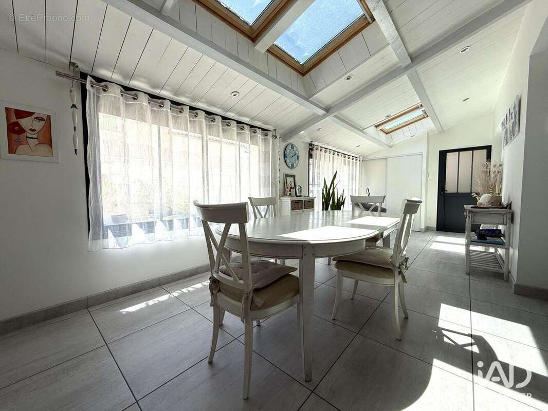 Maison 120 m² à Angoulins  - photo 6