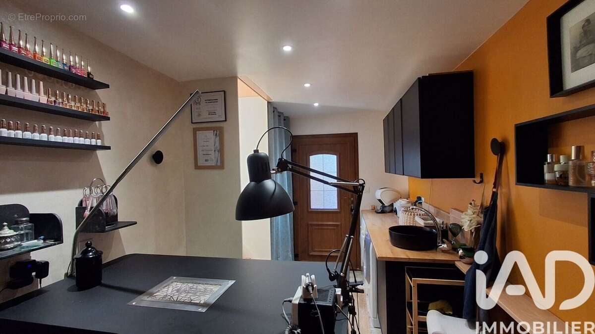 Photo 7 - Maison à BYANS-SUR-DOUBS