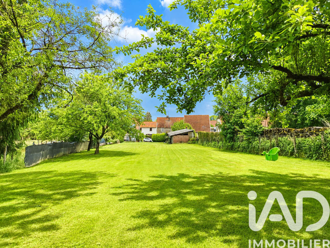 Maison 116 m² à Bourguignon-Les-La-Charite  - photo 2