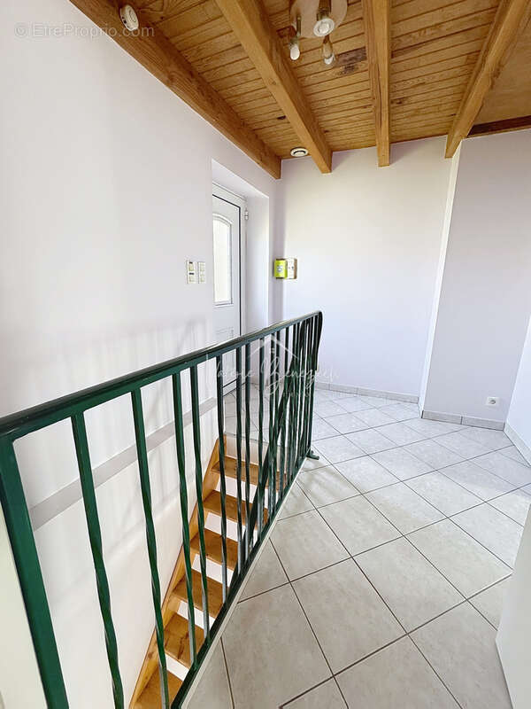 Maison à LES COSTES-GOZON