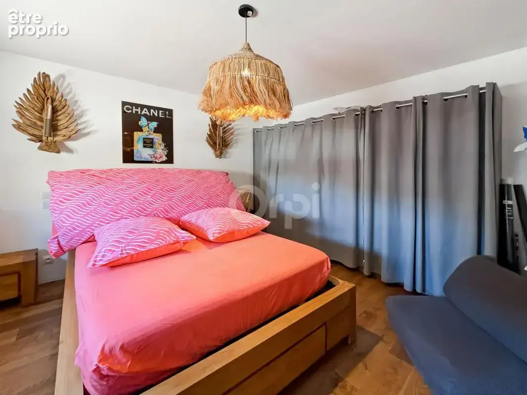 Maison 110M² avec dépendance aménagée de 45m² - photo 7
