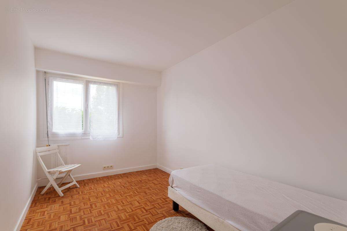 Appartement à SAINT-MAUR-DES-FOSSES