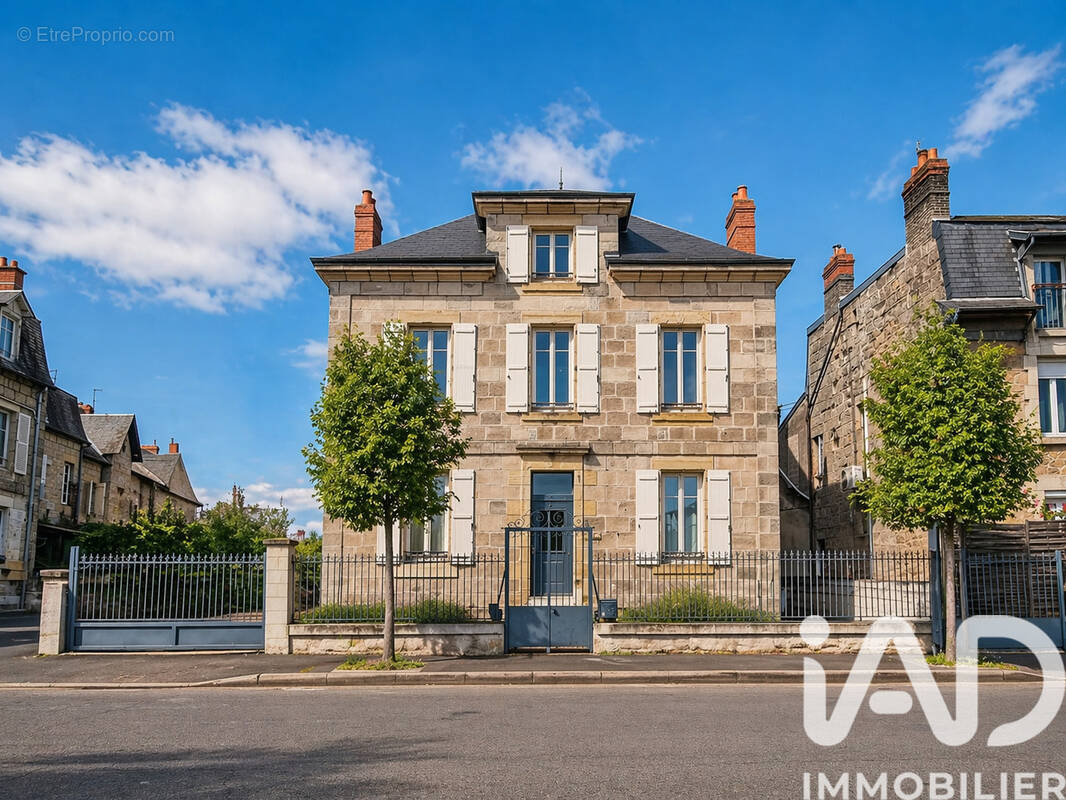 Photo 1 - Maison à BRIVE-LA-GAILLARDE