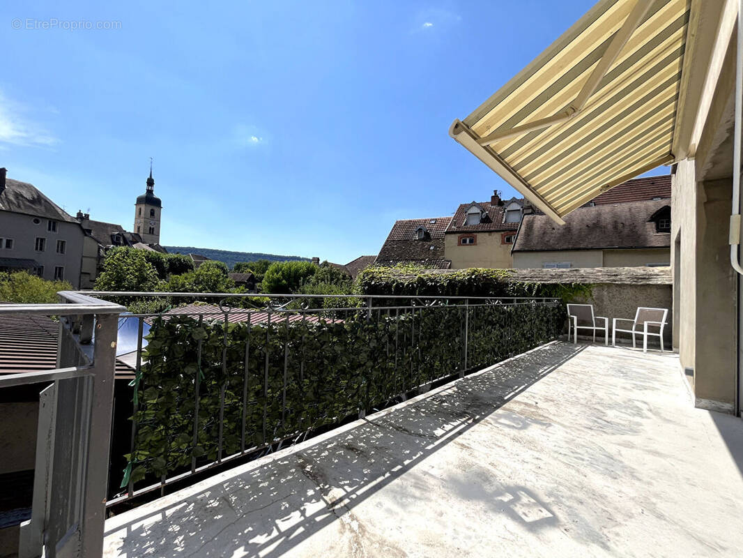 Appartement à ORNANS