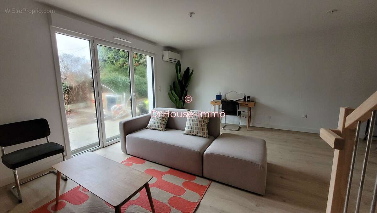 Maison à VILLENAVE-D'ORNON