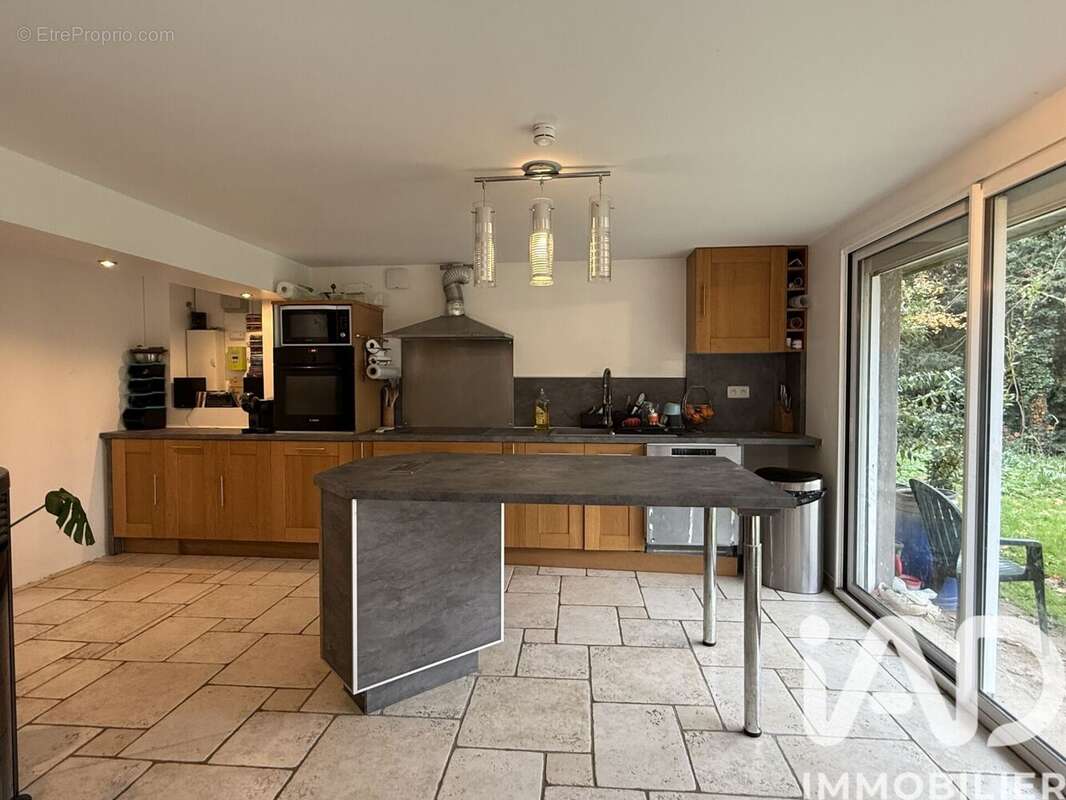 Photo 3 - Maison à CRECY-LA-CHAPELLE