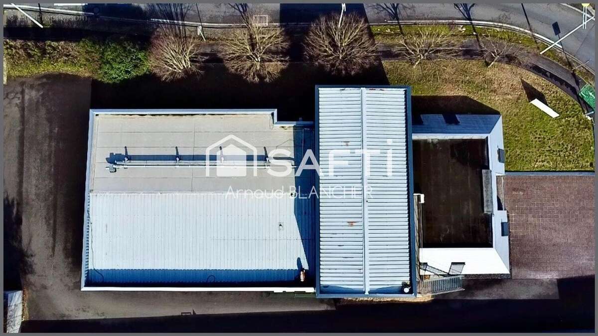 Photo 2 - Commerce à ANGOULEME