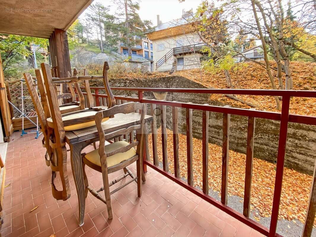 Appartement à SAINT-ETIENNE-DE-TINEE