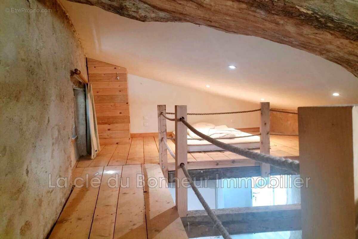 Maison à MOUSTIERS-SAINTE-MARIE