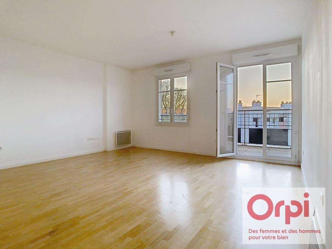 Appartement à LE PLESSIS-ROBINSON