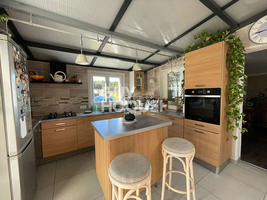 Maison à PARENTIS-EN-BORN